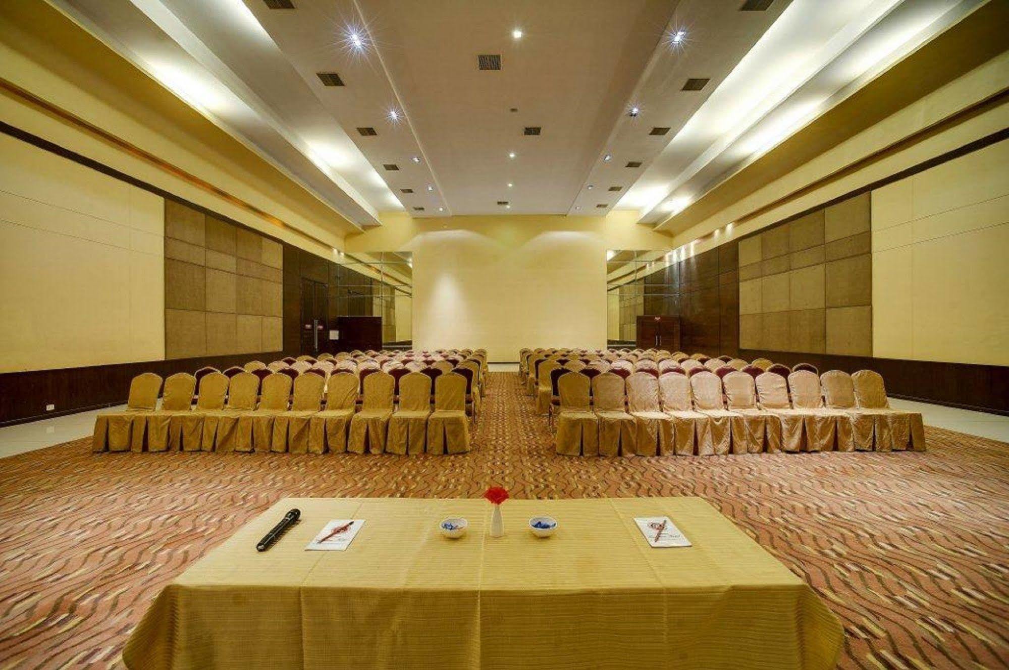 Ramee Guestline Bangalore Hotel