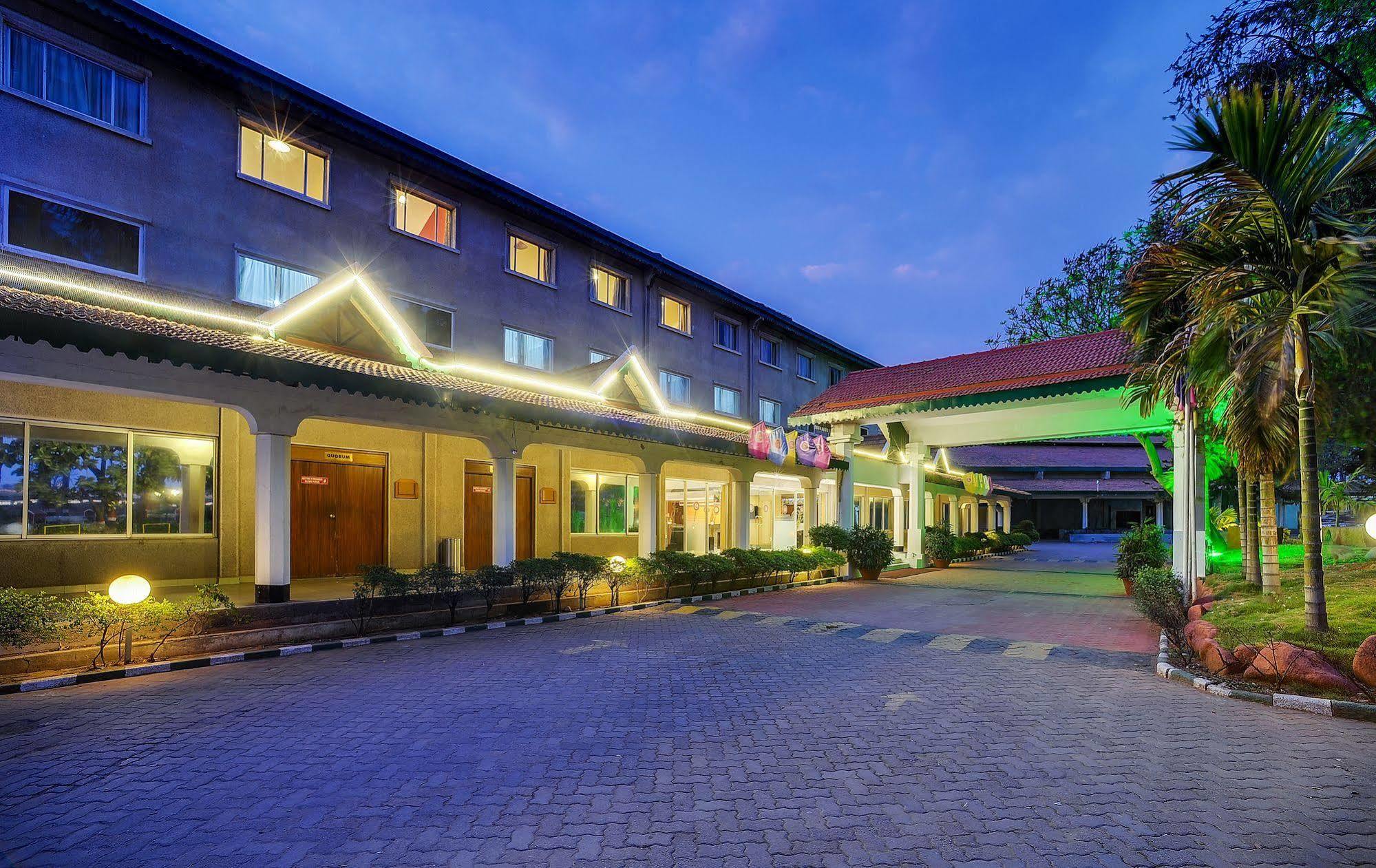 Ramee Guestline Bangalore Hotel 4*
